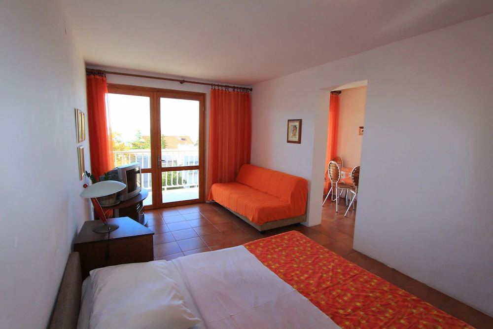 Apartments Loncaric