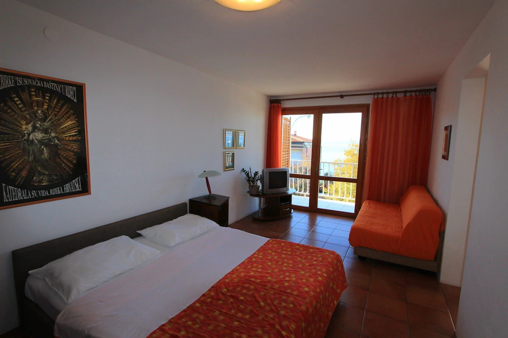 Apartments Loncaric