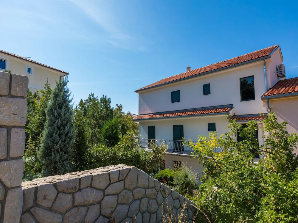 Apartments Loncaric
