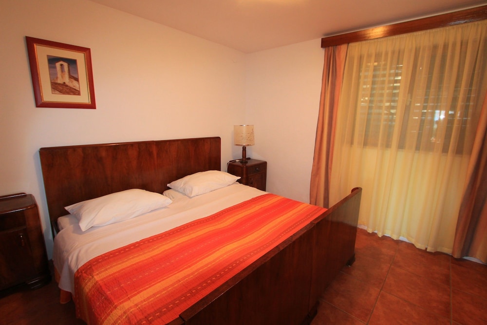 Apartments Loncaric