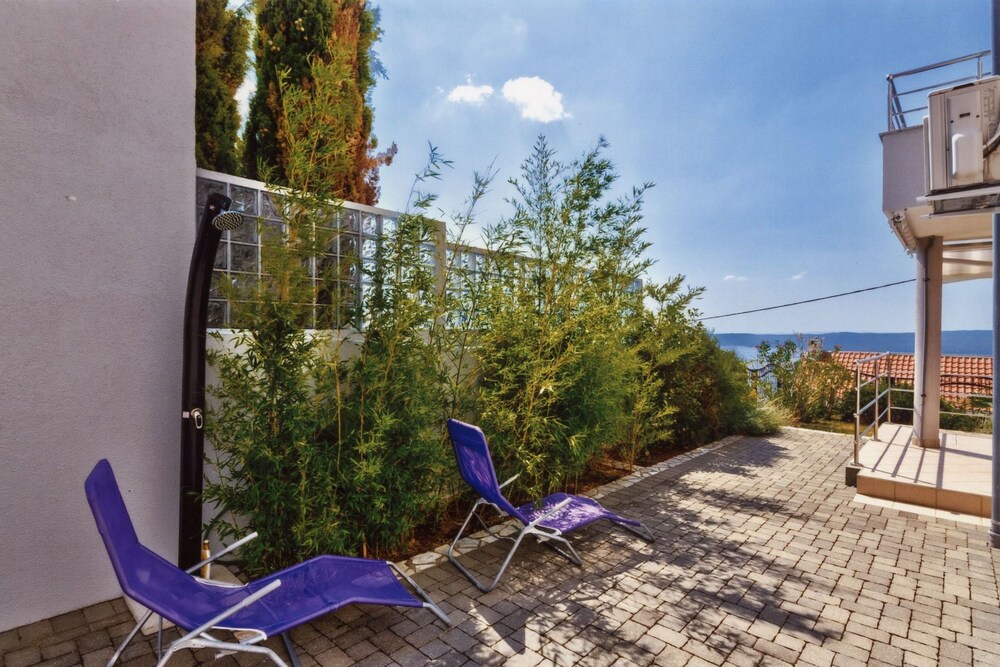 Apartments Manoy