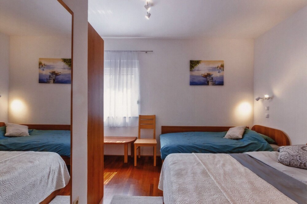 Apartments Manoy