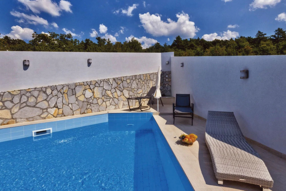 Apartments Manoy