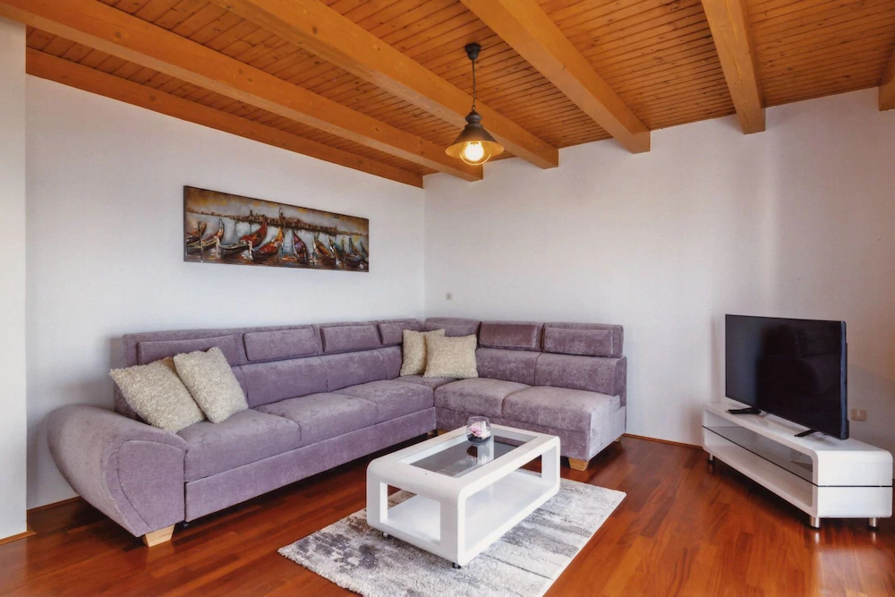 Apartments Manoy