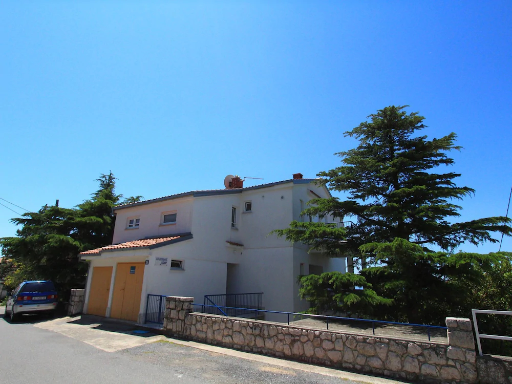 Apartments Maro