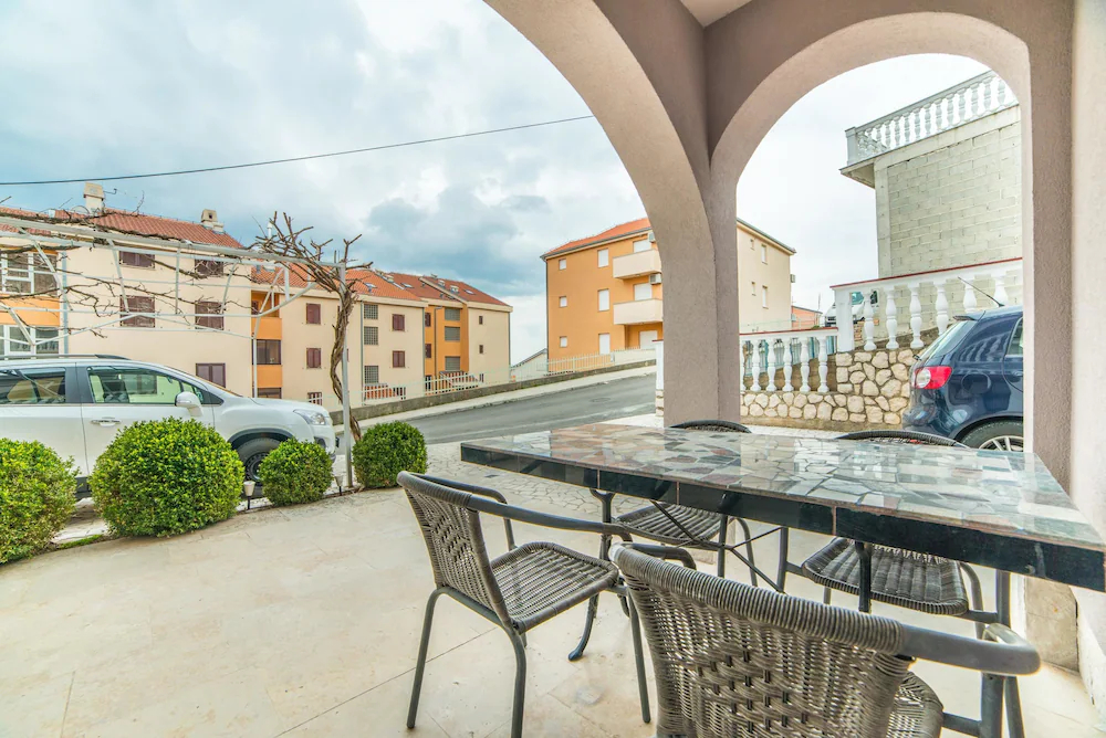Apartments Mirela