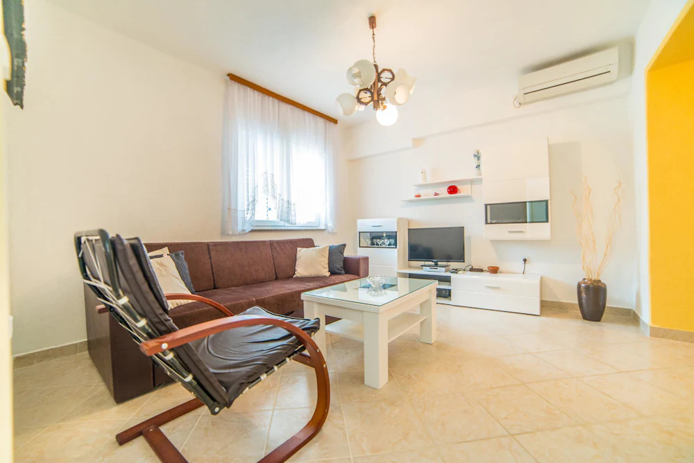 Apartments Mirela