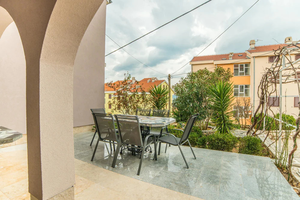 Apartments Mirela