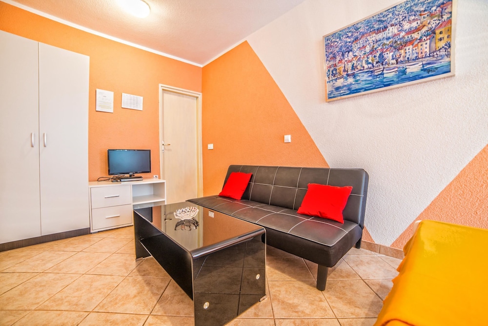 Apartments Mirela