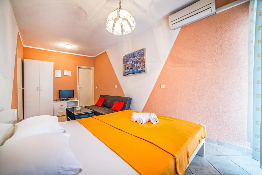 Apartments Mirela