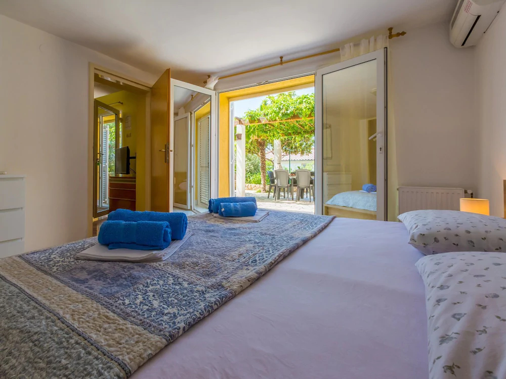 Apartments Neno