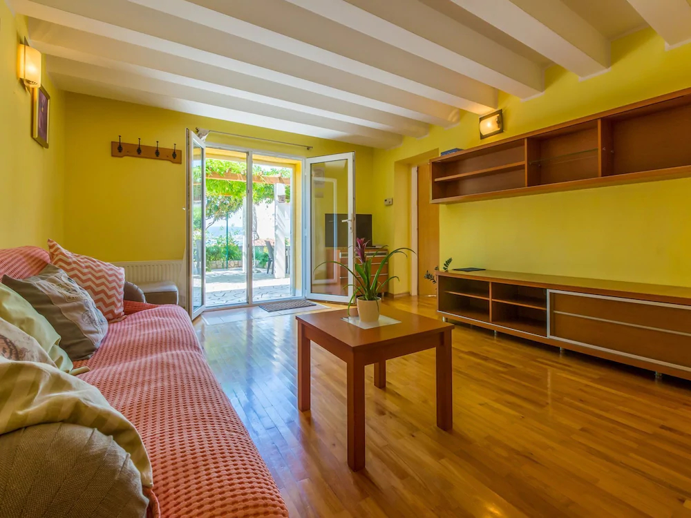 Apartments Neno