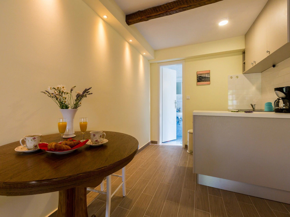 Apartments Neno