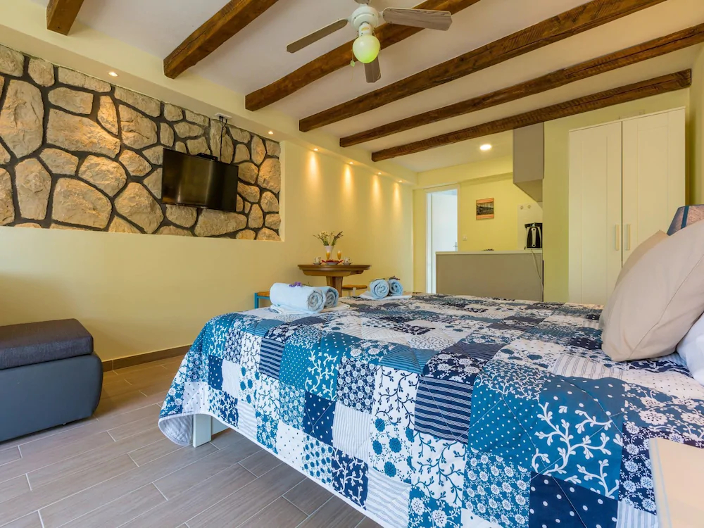 Apartments Neno