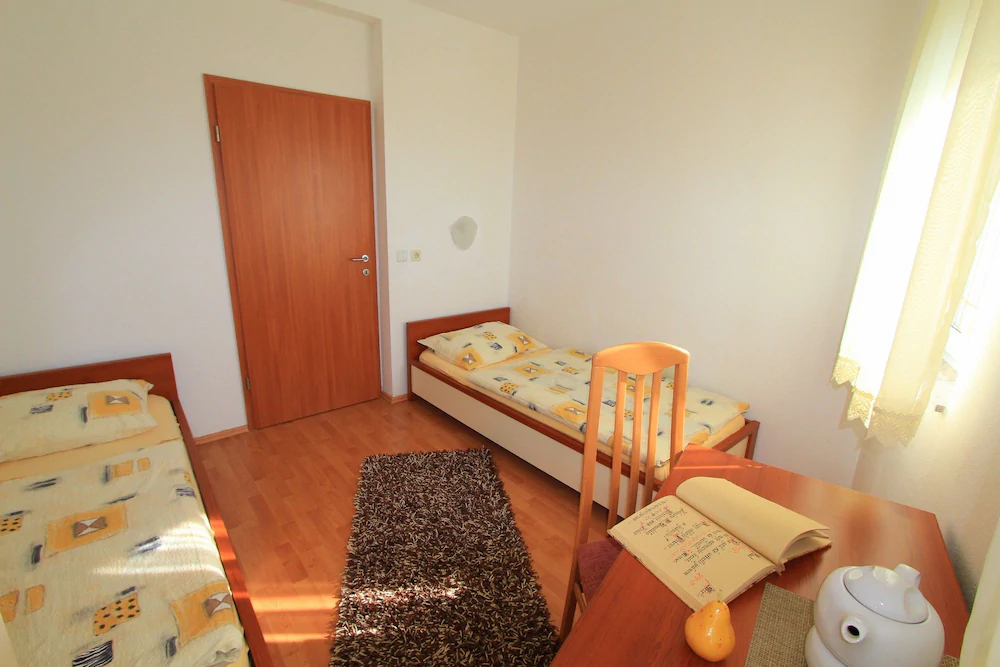 Apartments Pekera