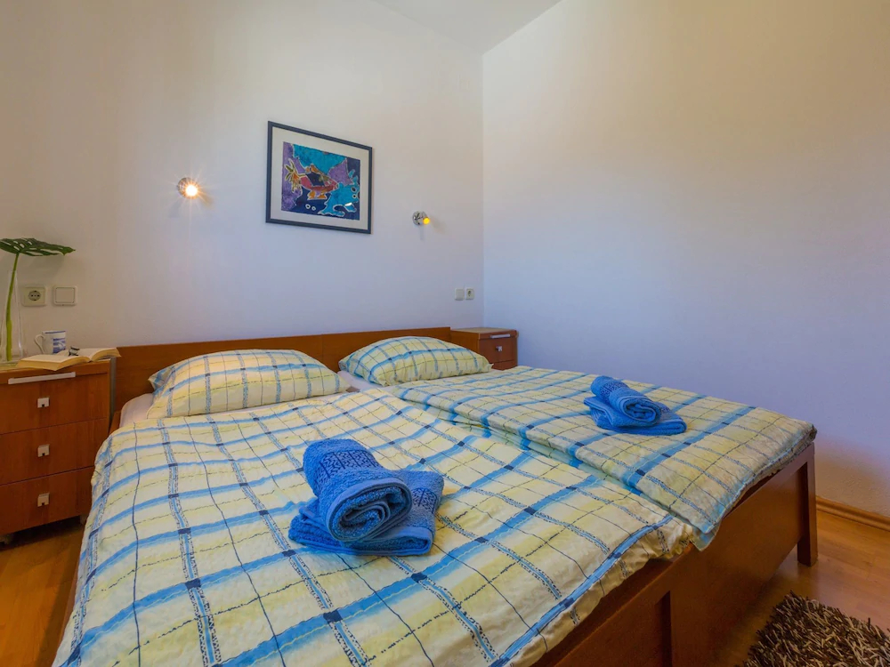 Apartments Pekera