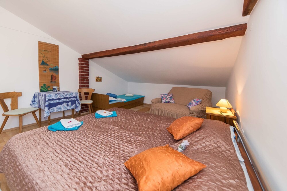 Apartments Raif
