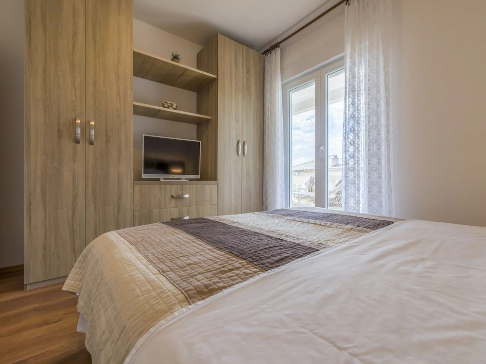 Apartments Theo