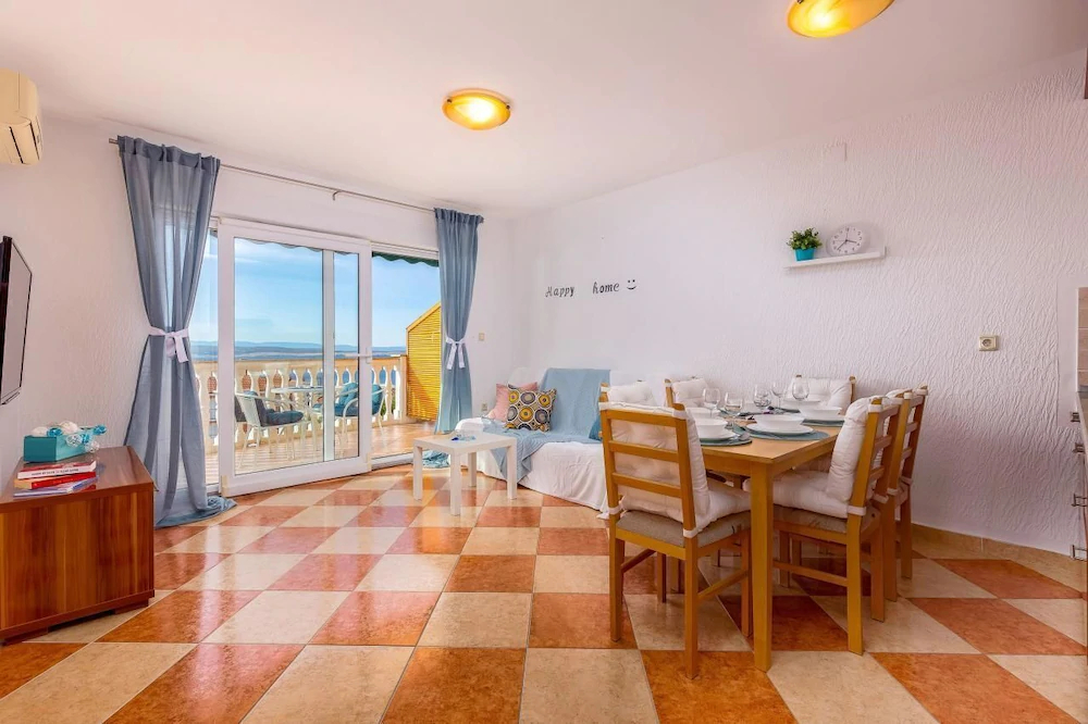 Apartments Tommy Com