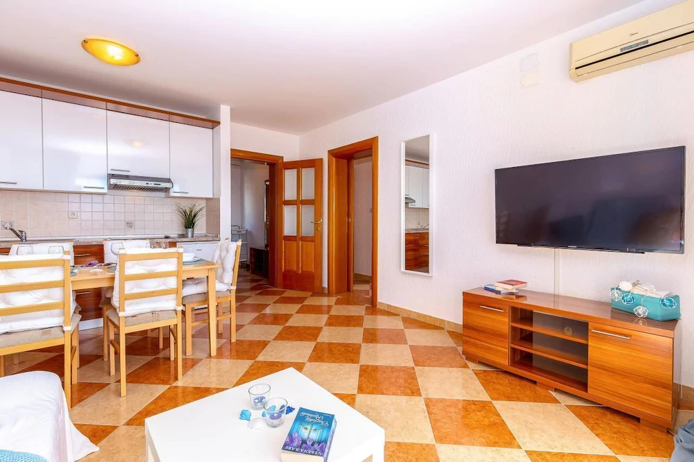 Apartments Tommy Com