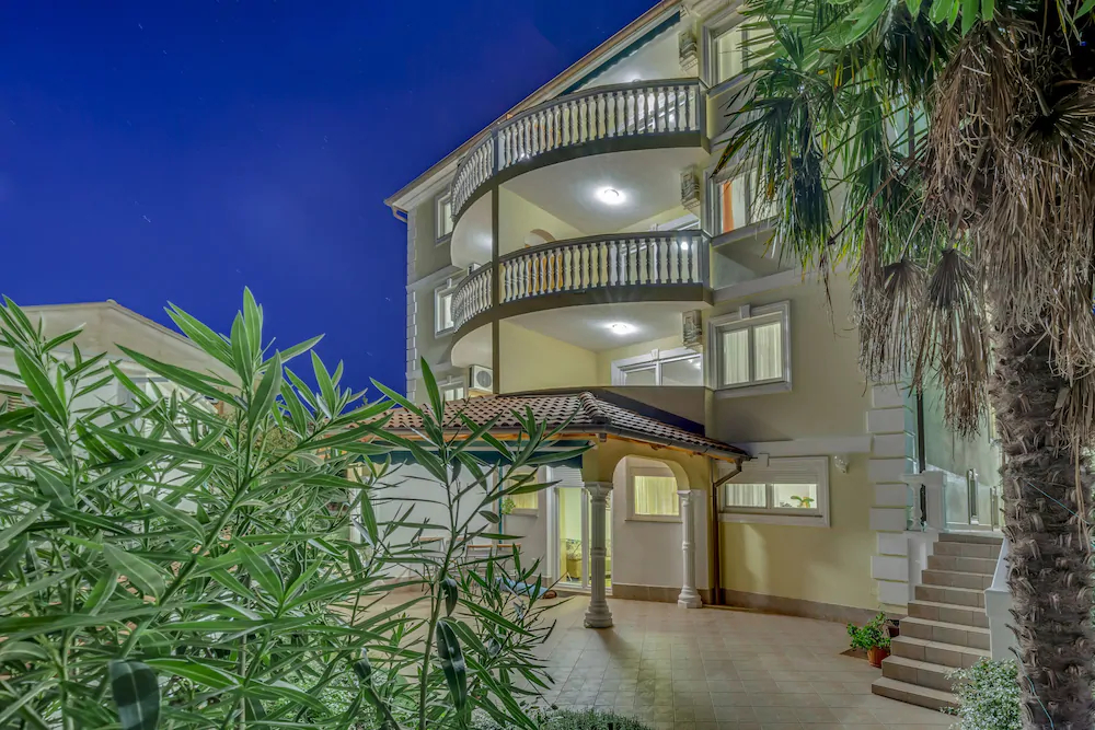 Apartments Villa Maria