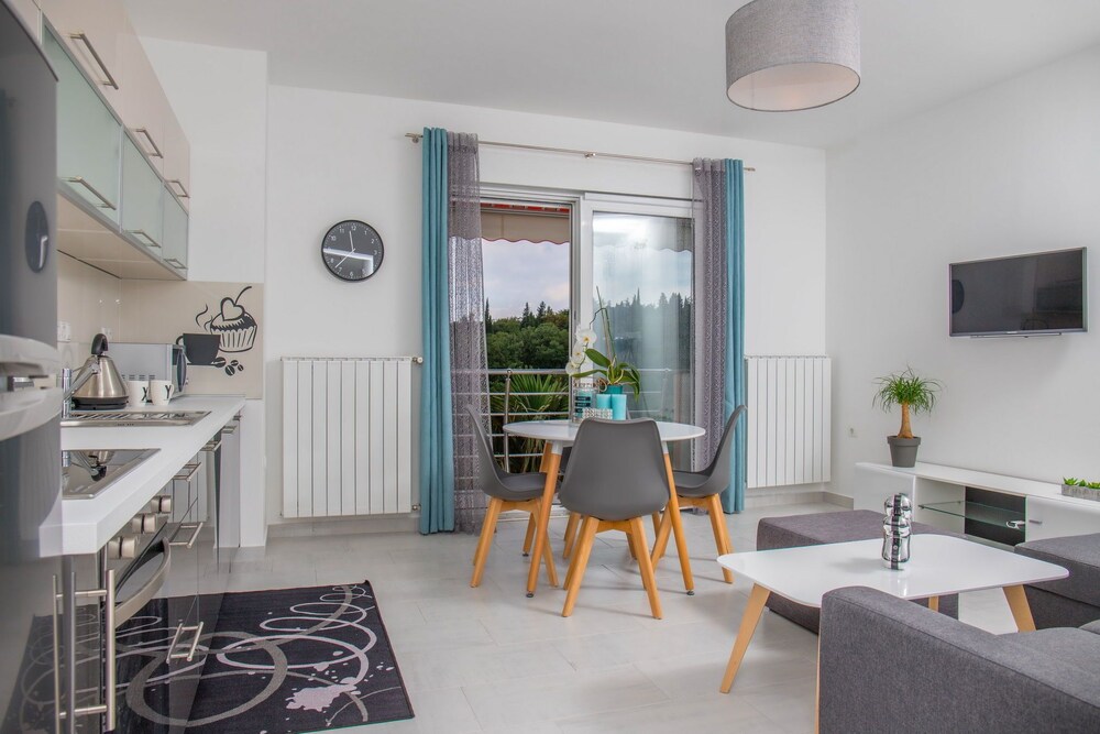Apartments Zorica