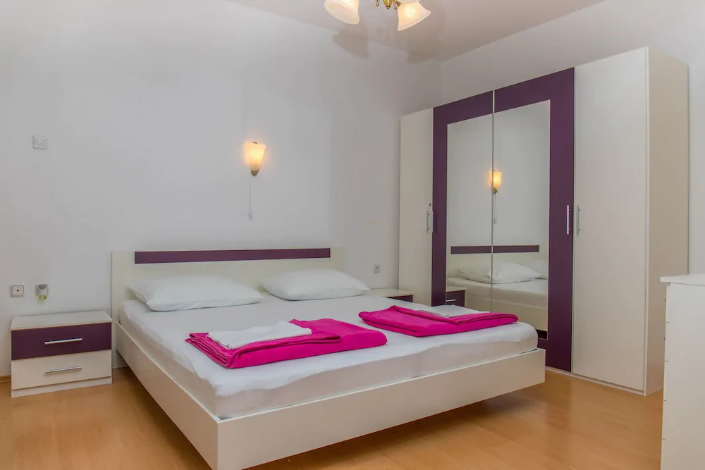 Apartments Zorica