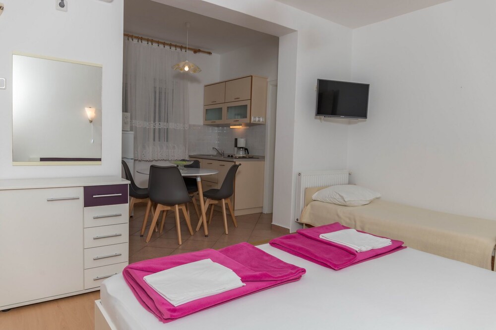 Apartments Zorica