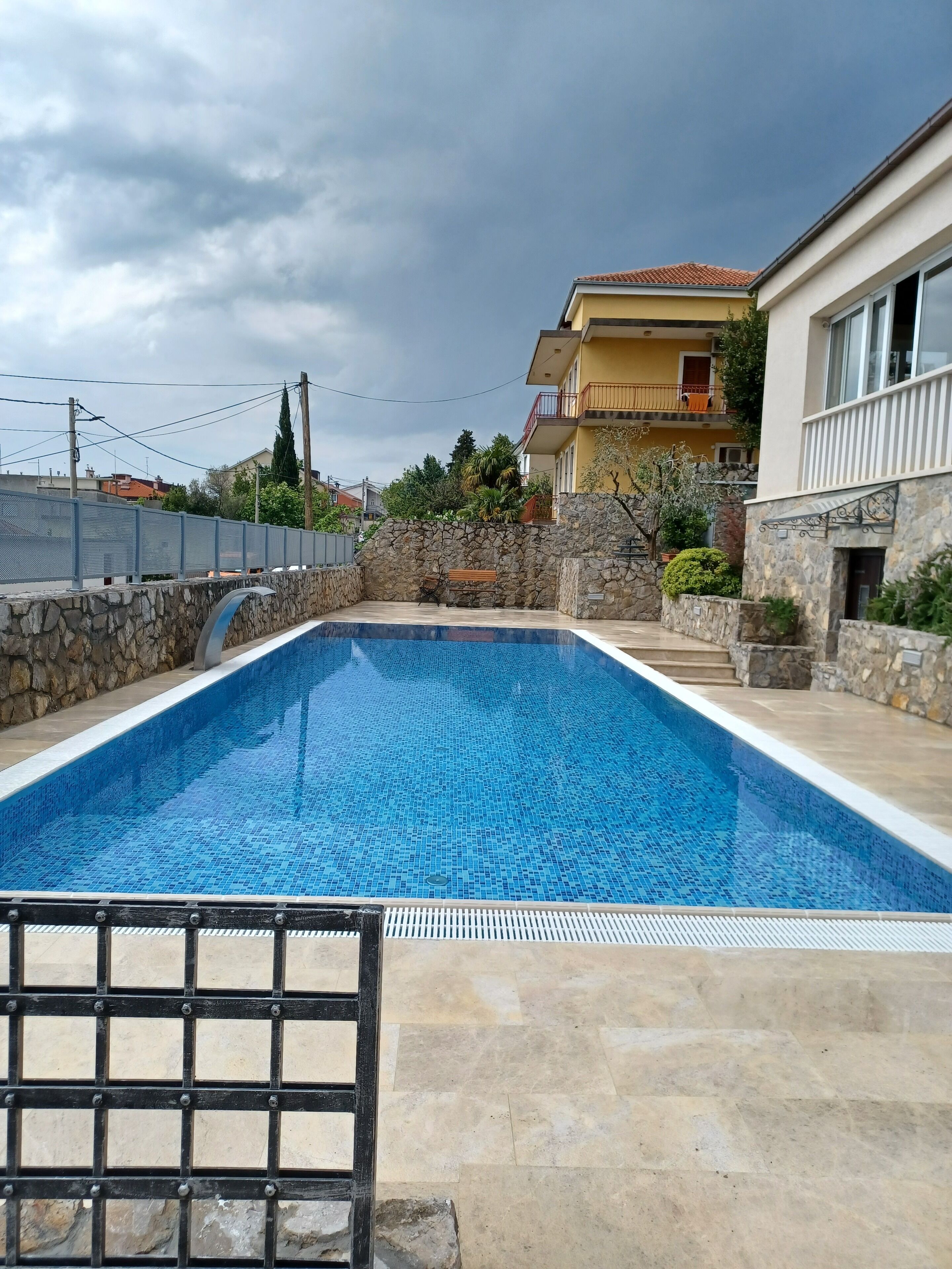 Hotel Abalone