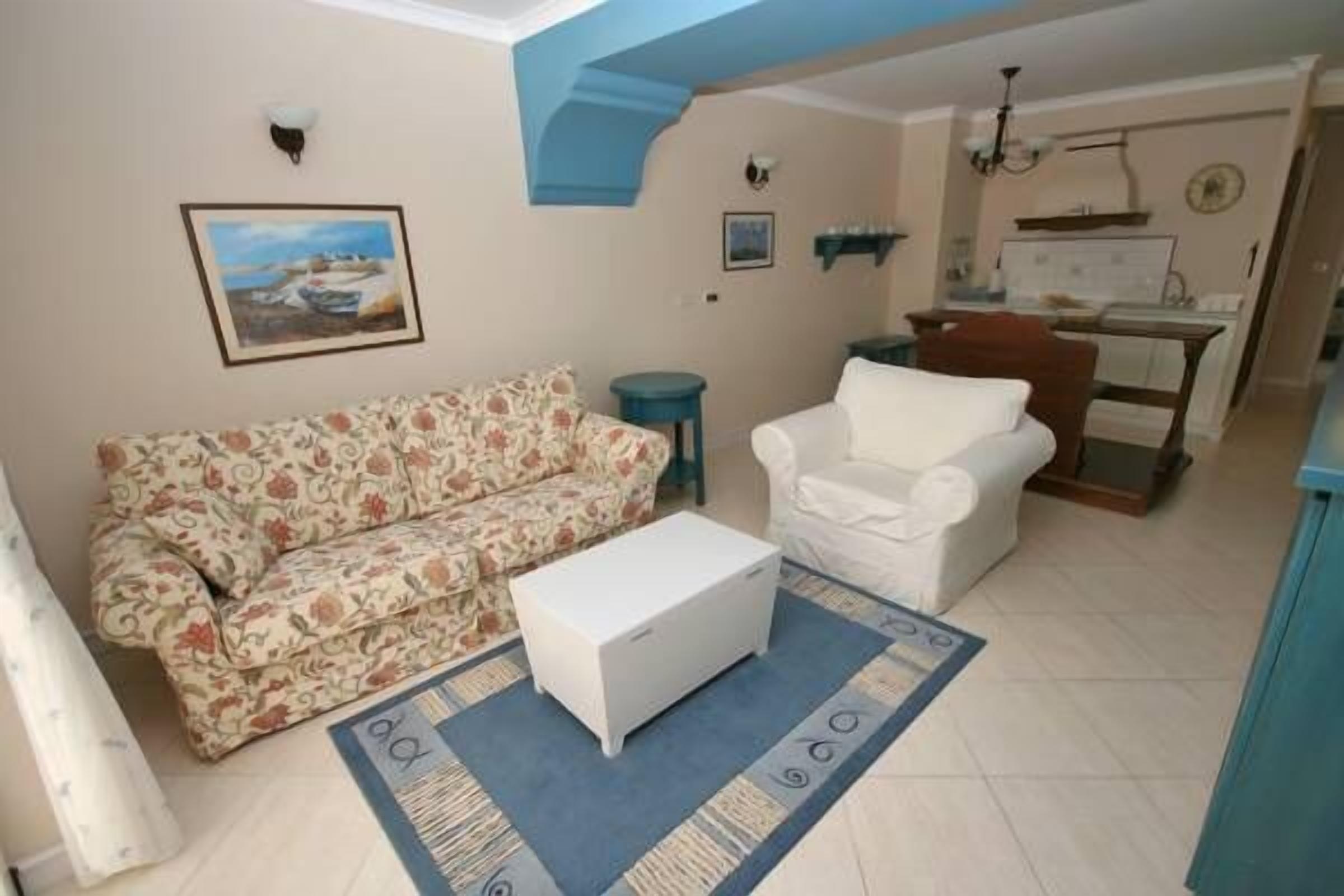 Hotel Abalone