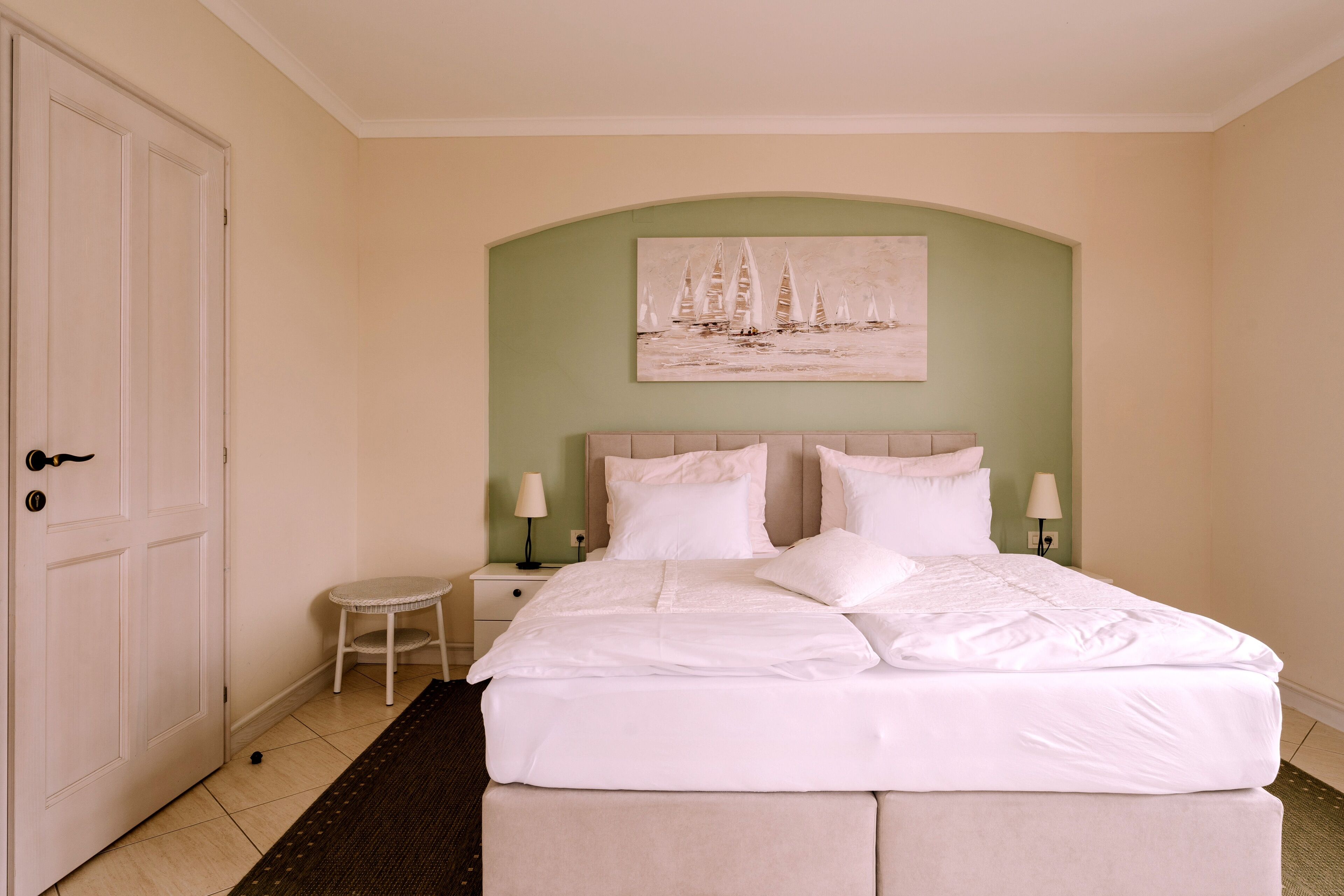 Hotel Abalone