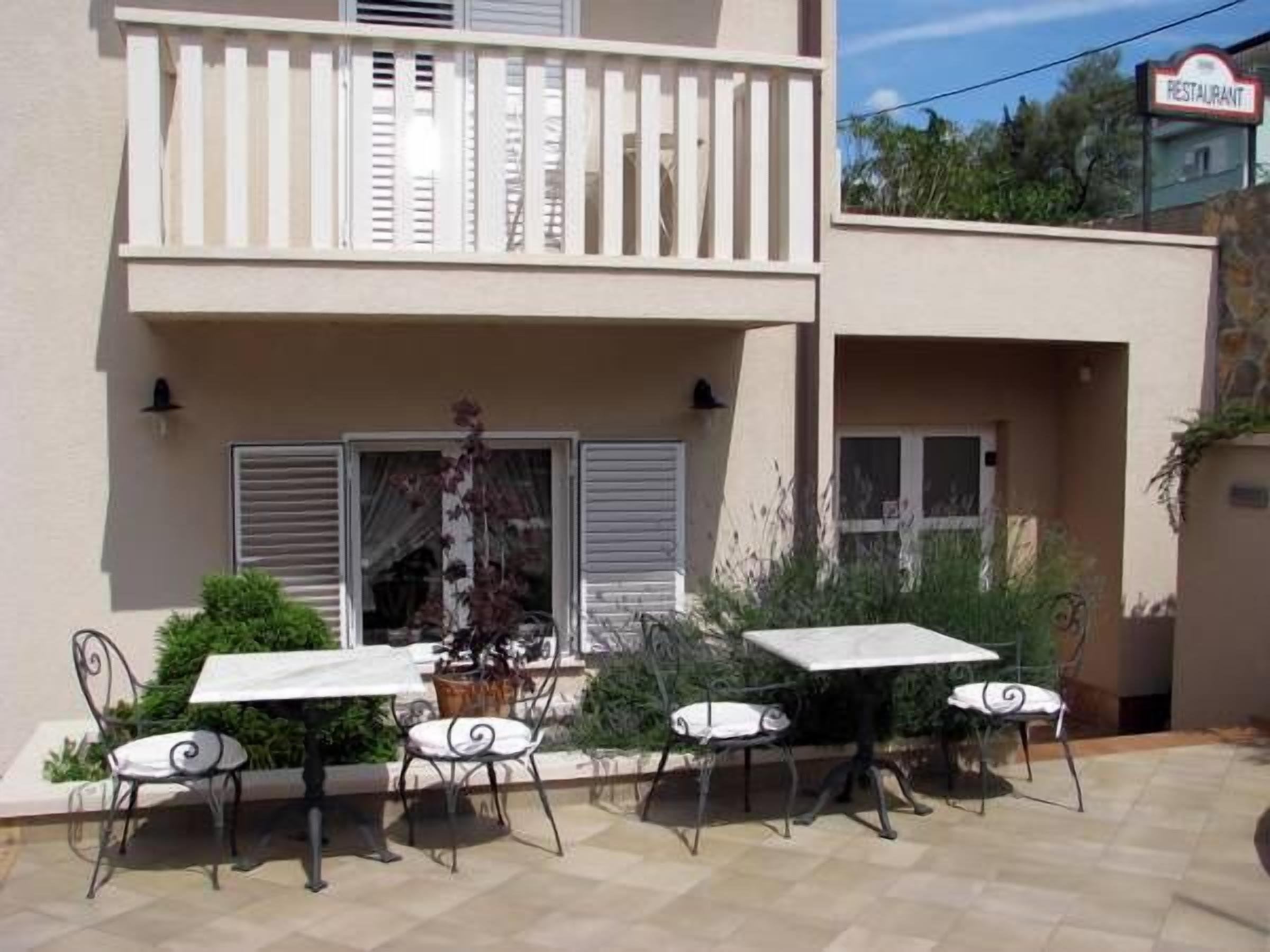 Hotel Abalone