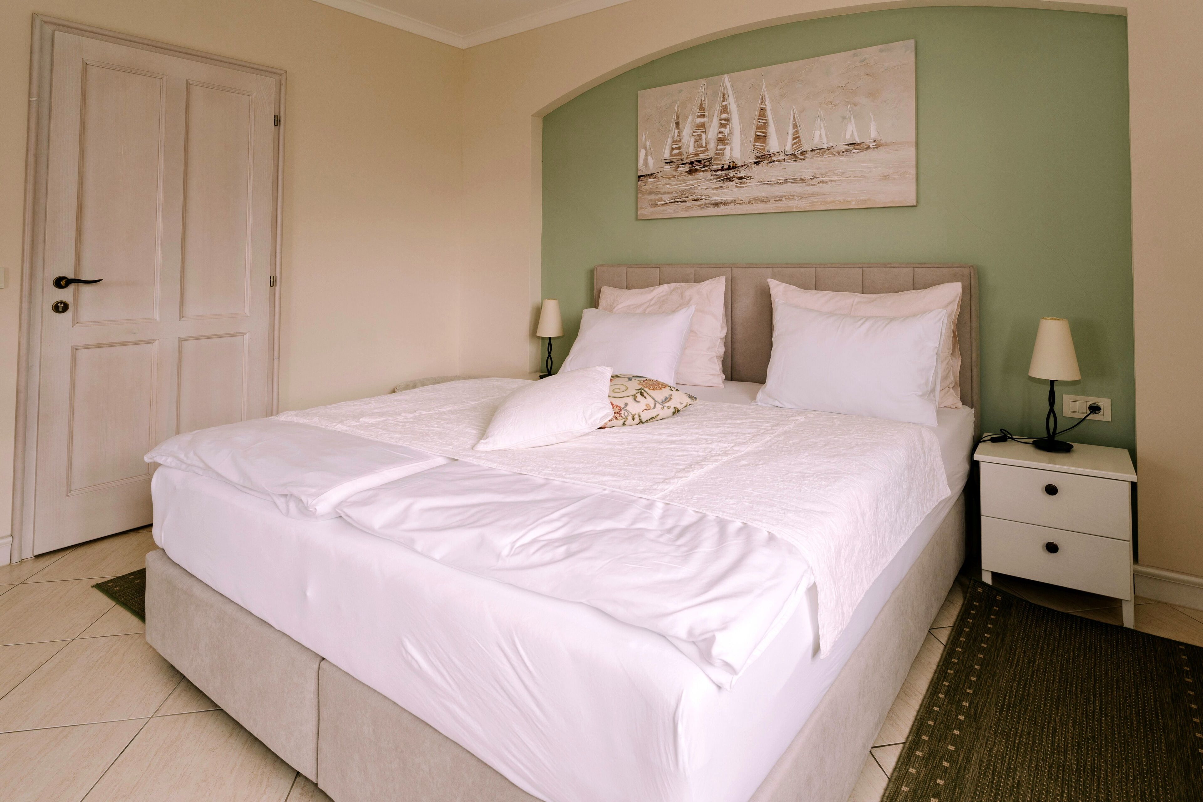 Hotel Abalone