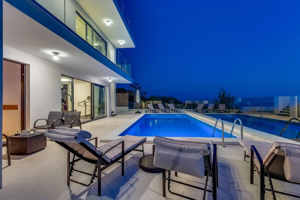 House Luxus Villa Arly