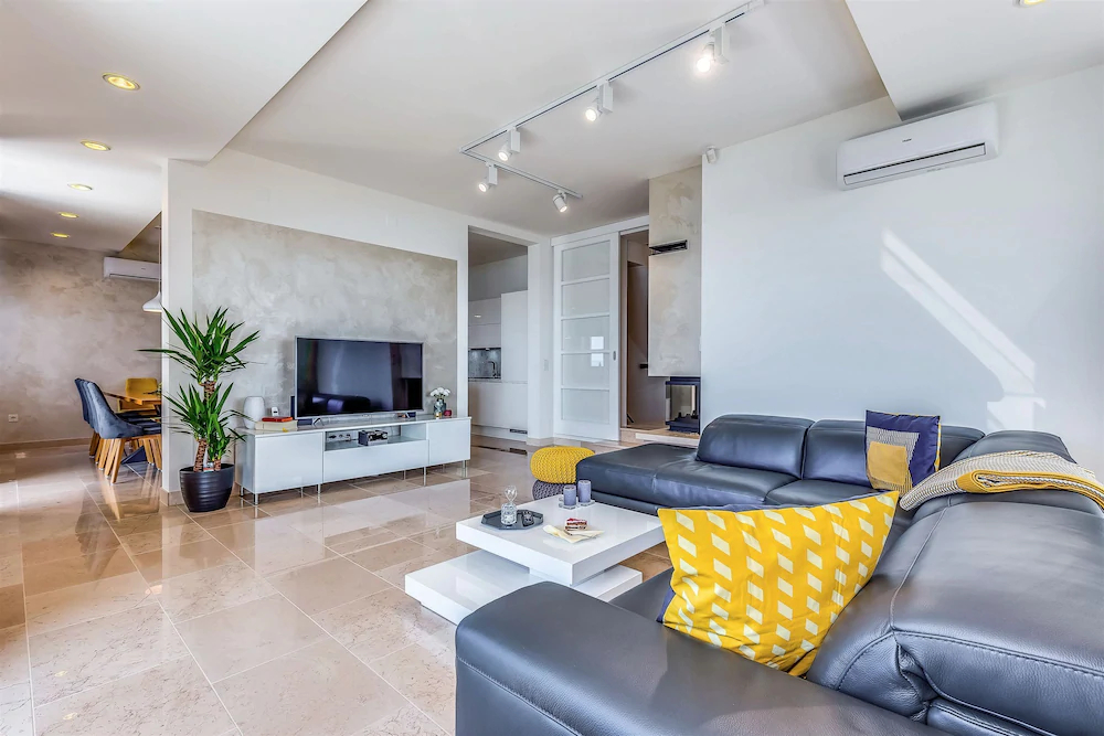 House Luxus Villa Arly