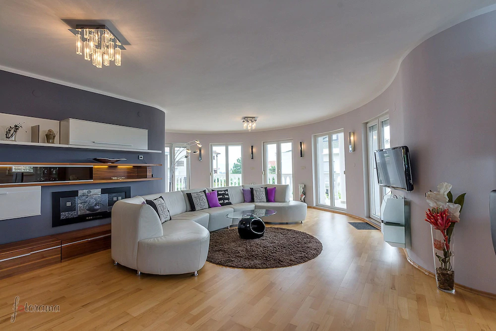 House Moderna
