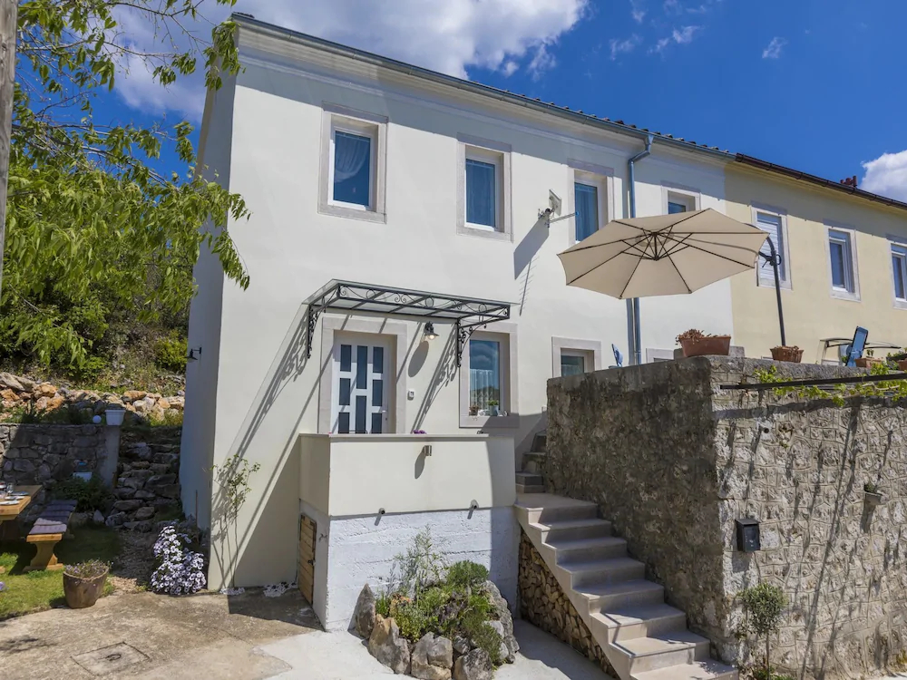 House Rustic Villa Mala