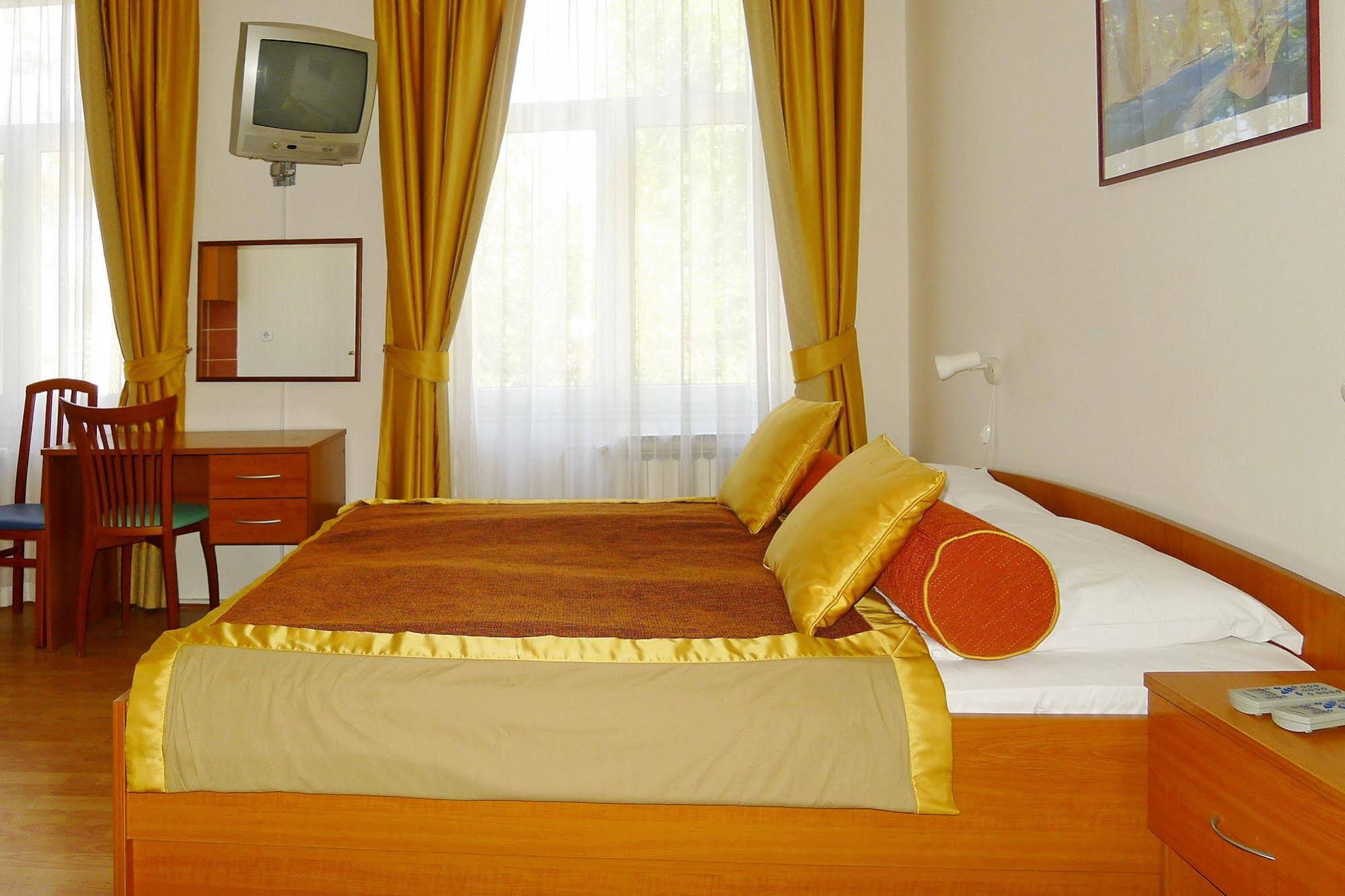 Villa Aurora
