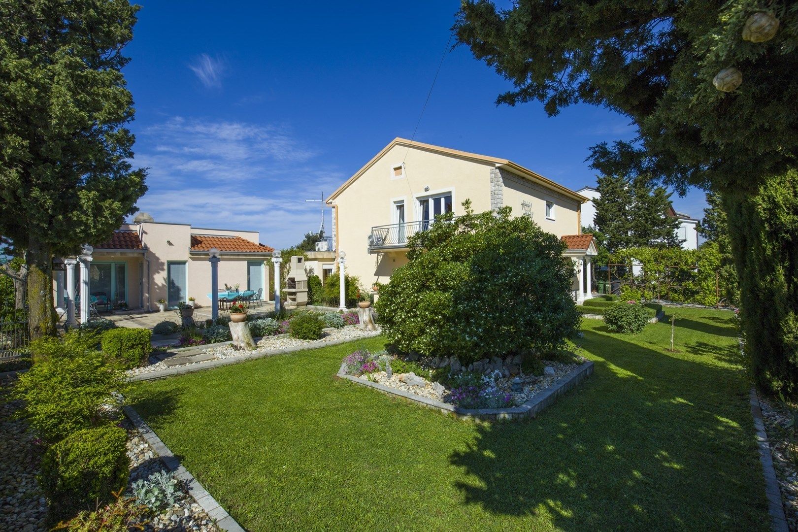 Villa Mary