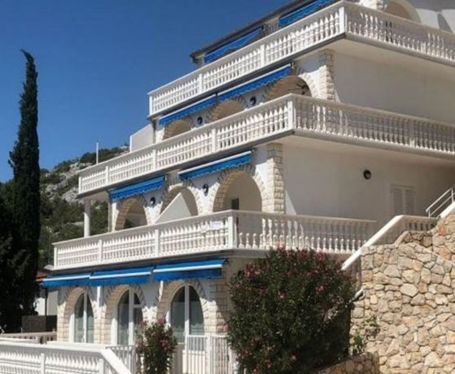 Apartments Josip