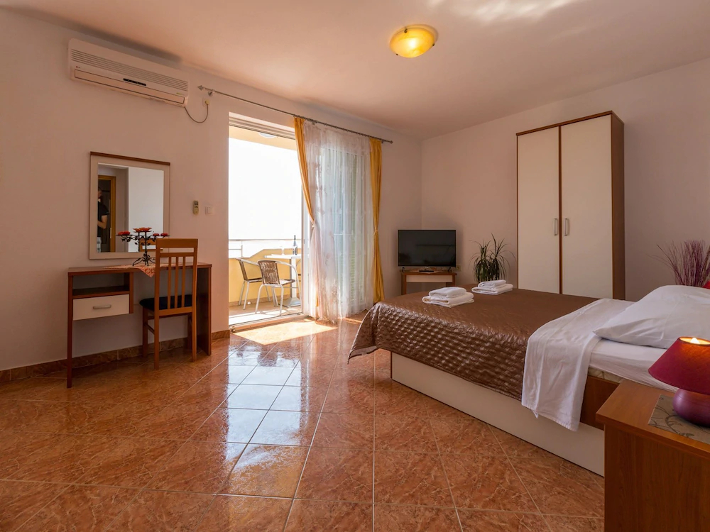 Apartments Adria
