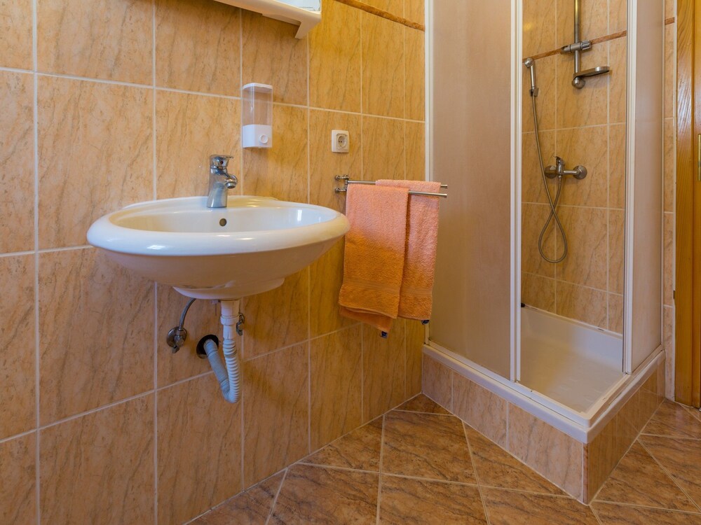 Apartments Adria