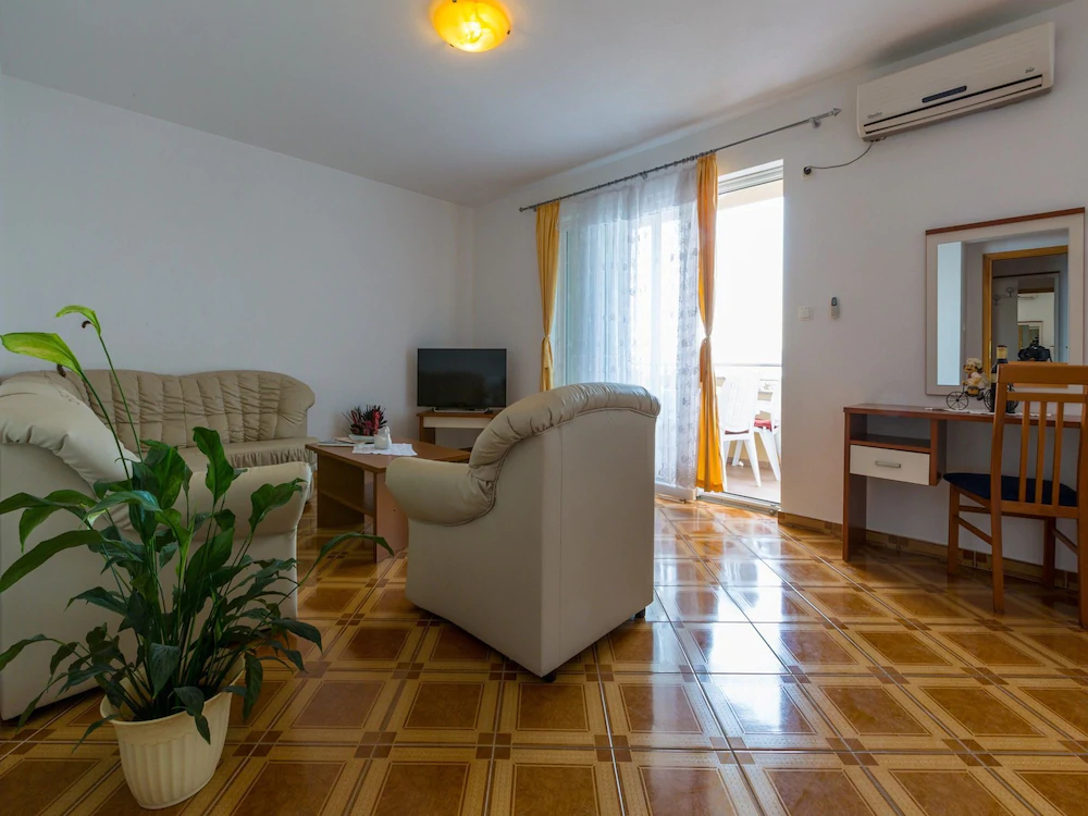 Apartments Adria