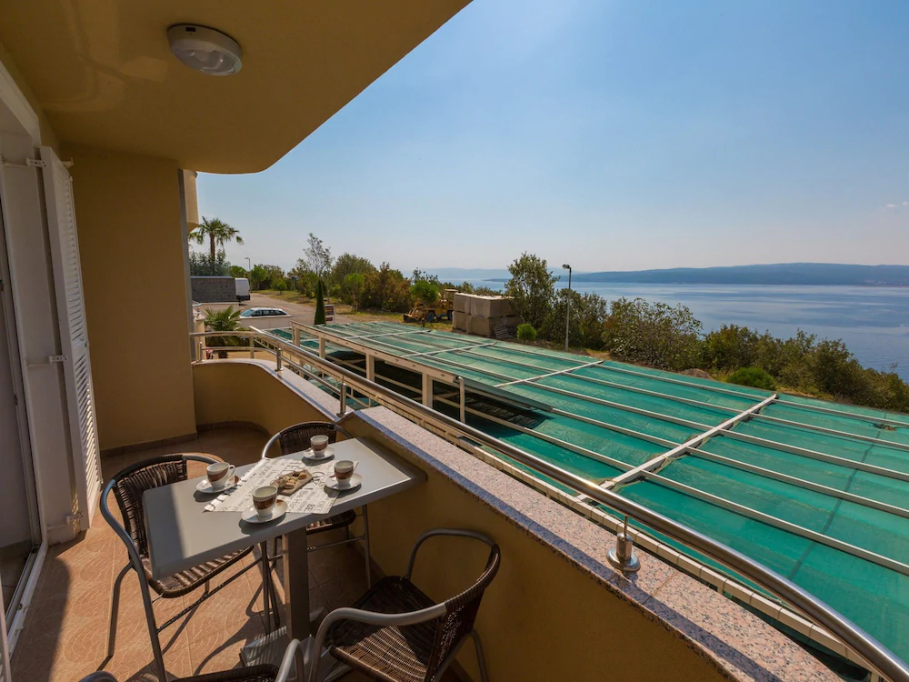 Apartments Adria
