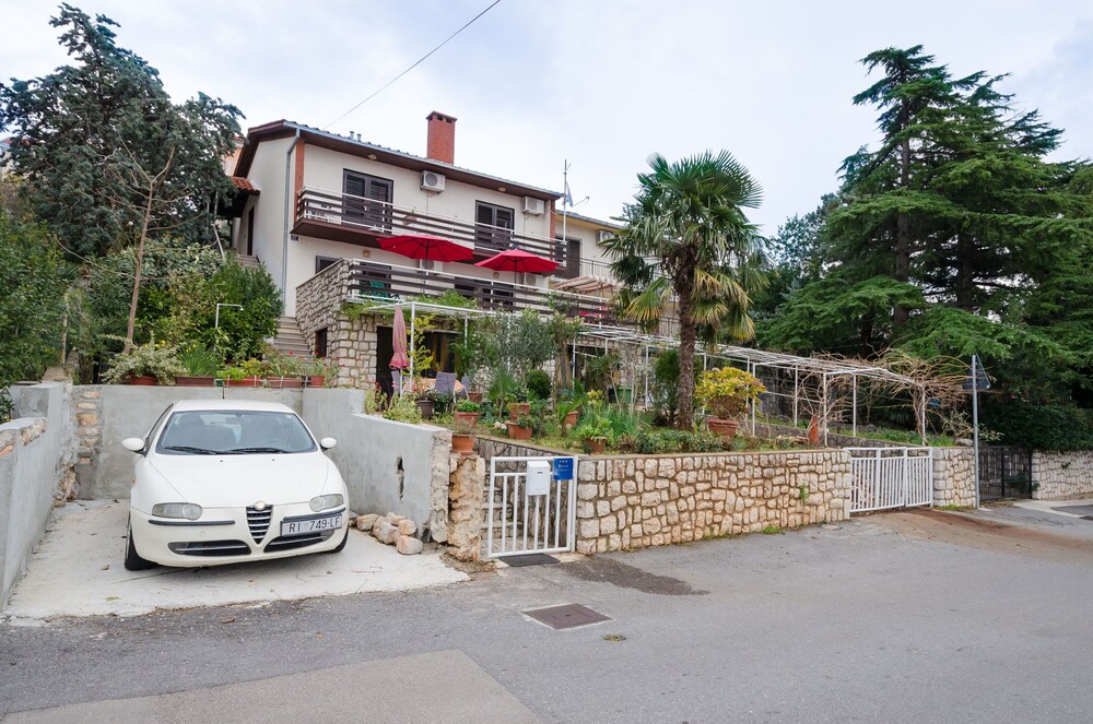 Apartments Dragica