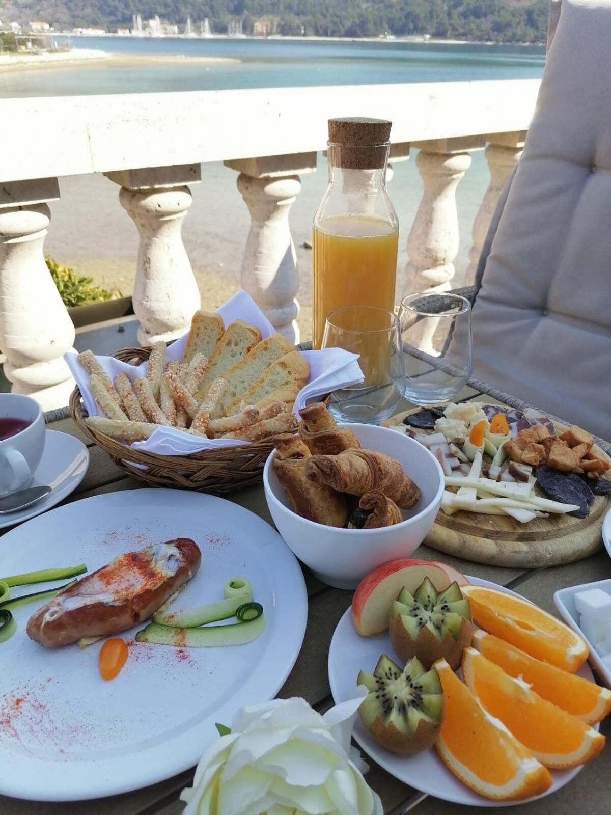 Sweet Village Hotel By The Sea