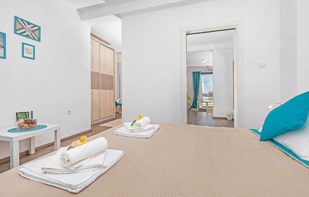 Apartmani D & J