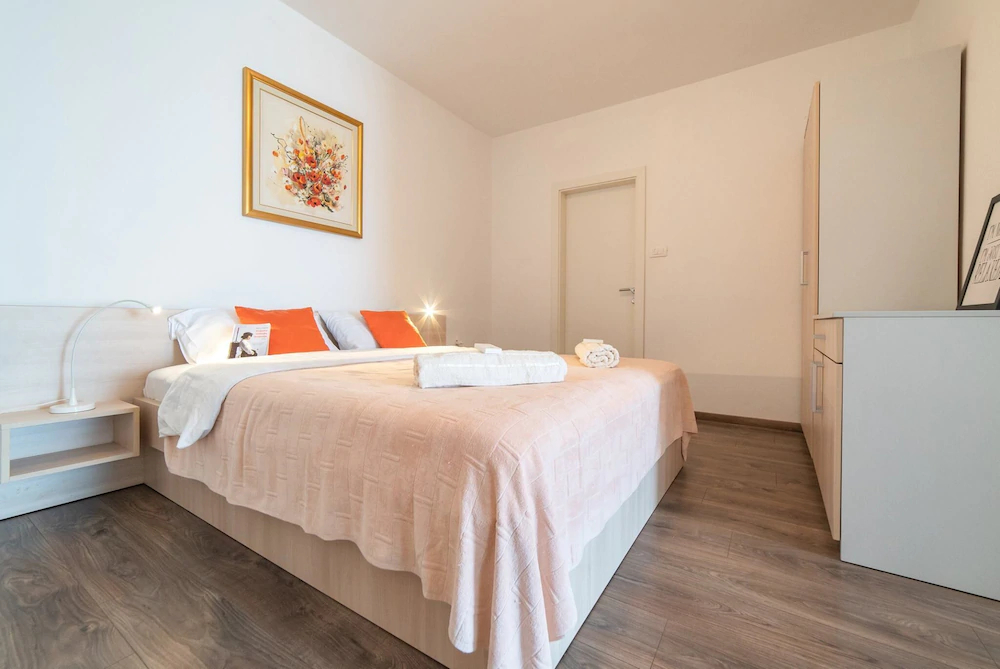 Apartmani D & J
