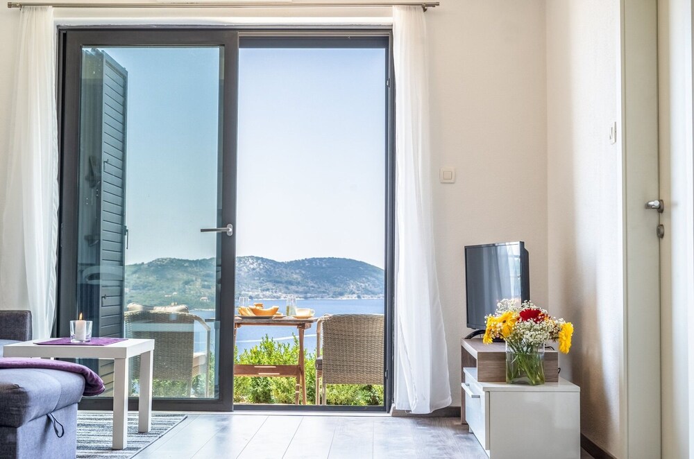 Apartmani D & J