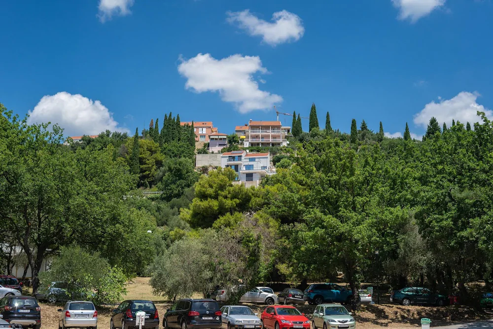 Apartmani D & J